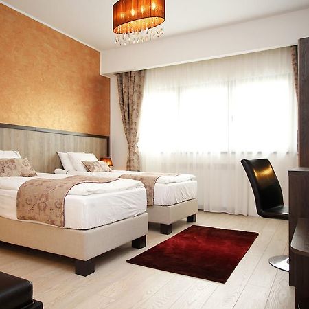 Studio Old Town Bukarest Kültér fotó